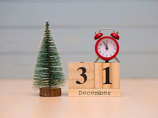 Year End Bookkeeping Graphic